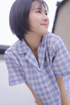 漂亮的保姆